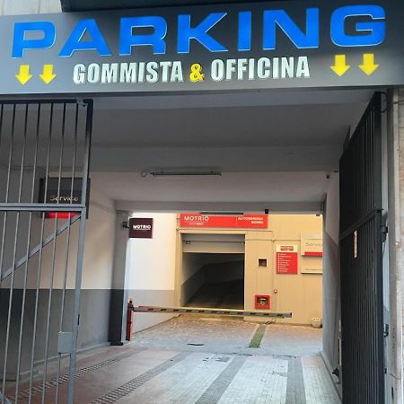 Suite 1,2 Porta Milano Centro Parking Free Ngoại thất bức ảnh